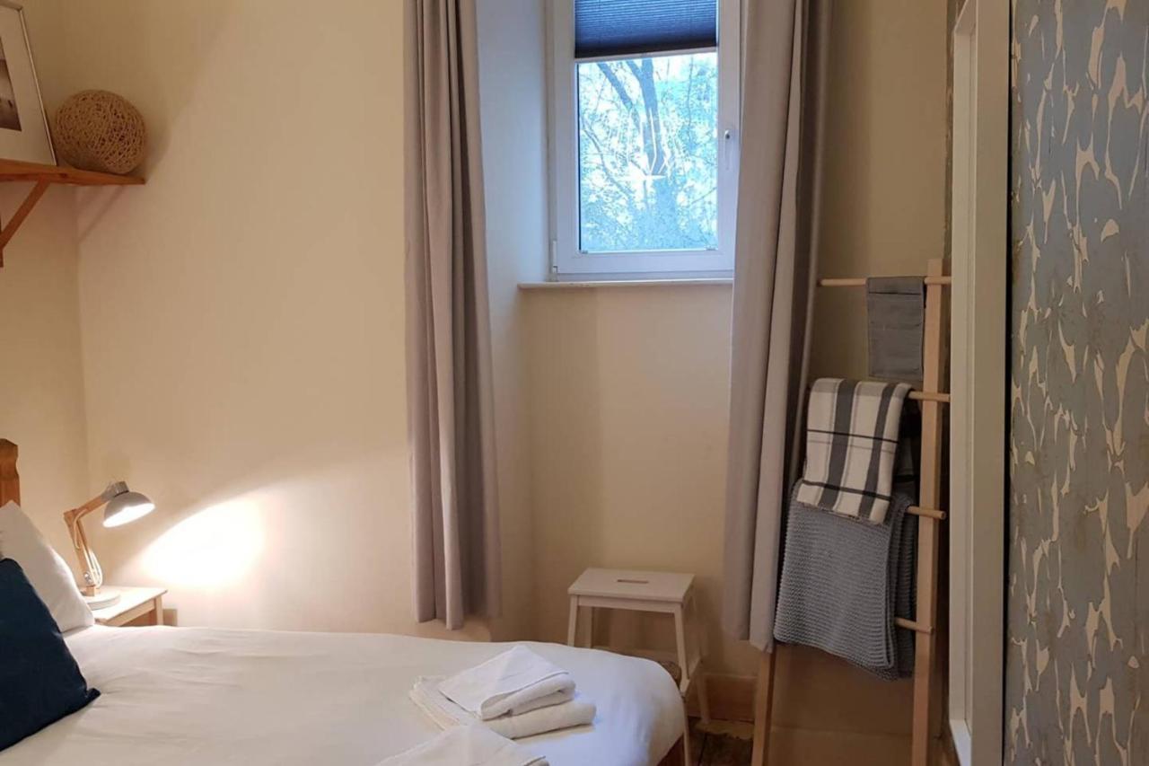 Central 3 Bedroom Next To Leafy Meadows Edinburg Exteriör bild