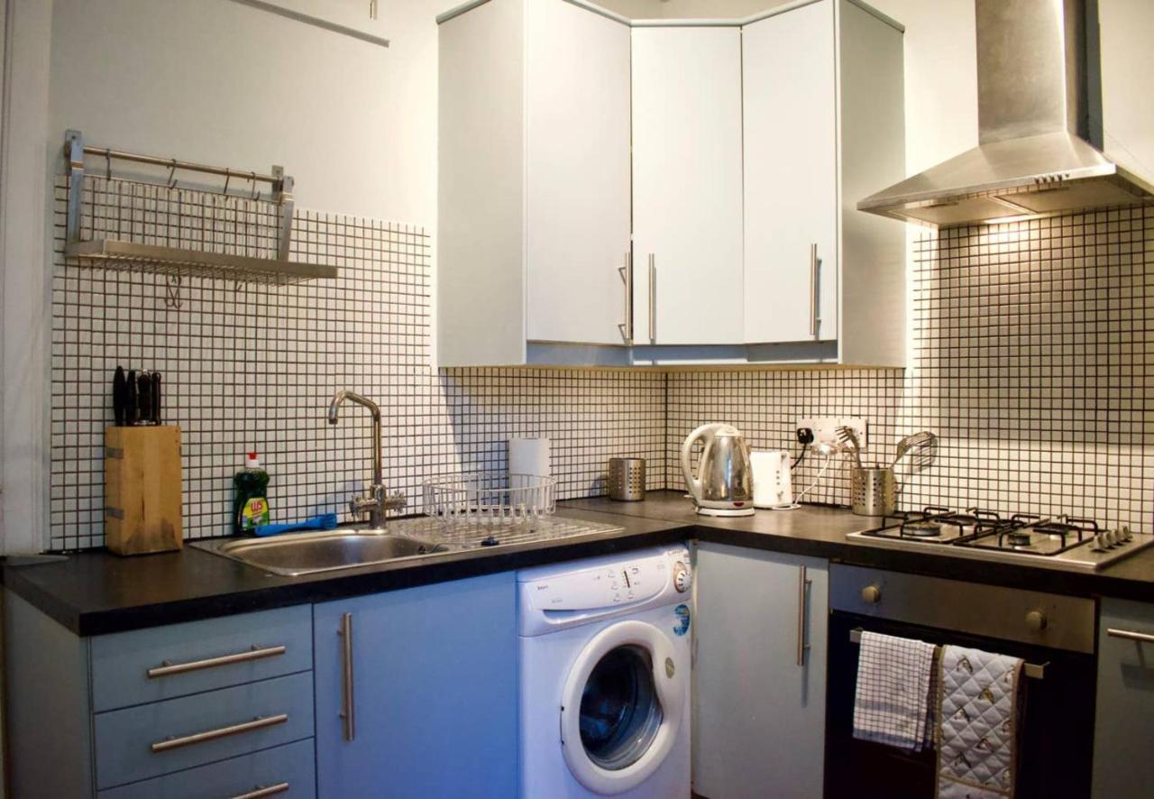 Central 3 Bedroom Next To Leafy Meadows Edinburg Exteriör bild